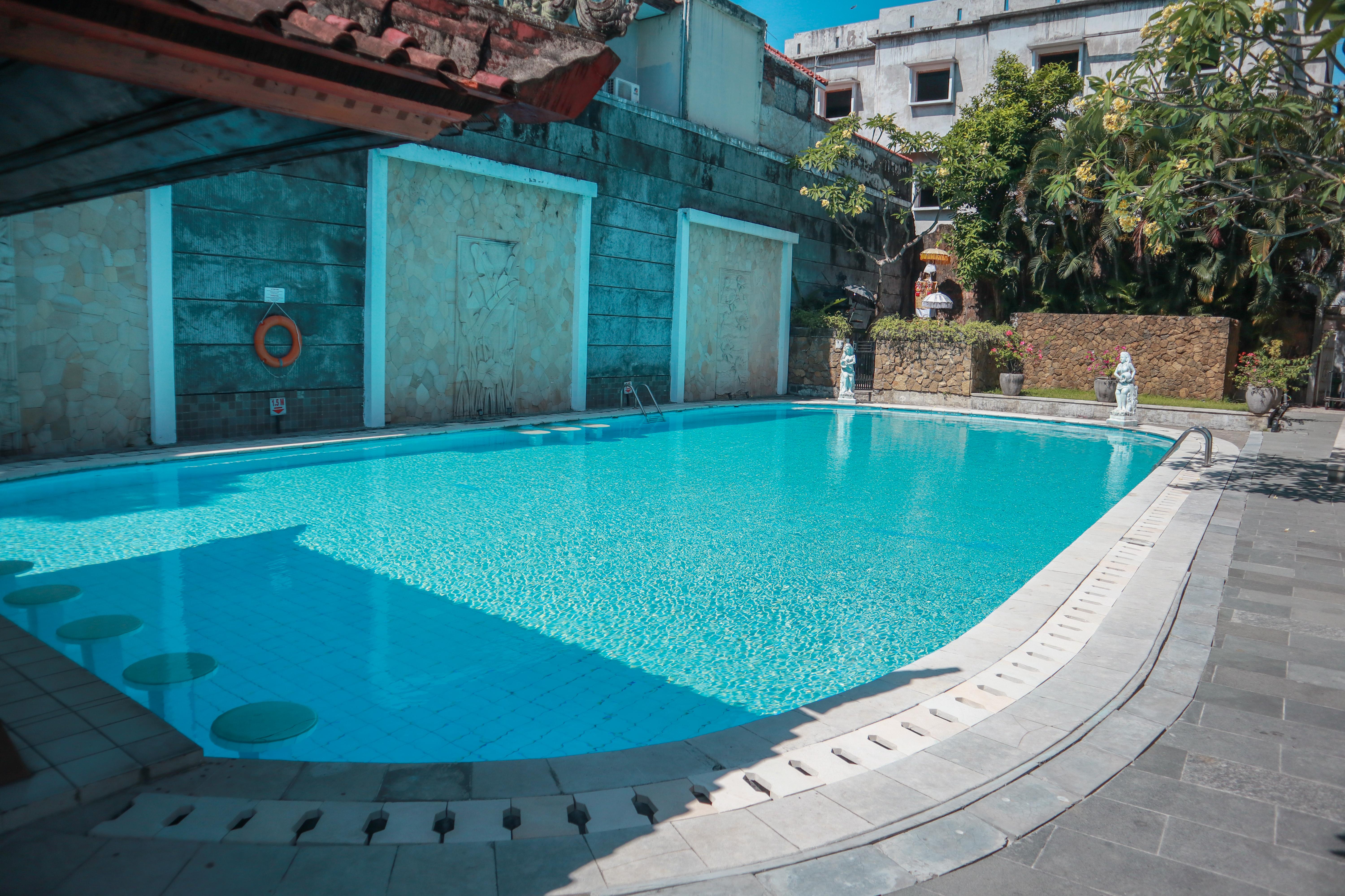 The Cakra Hotel Denpasar Extérieur photo